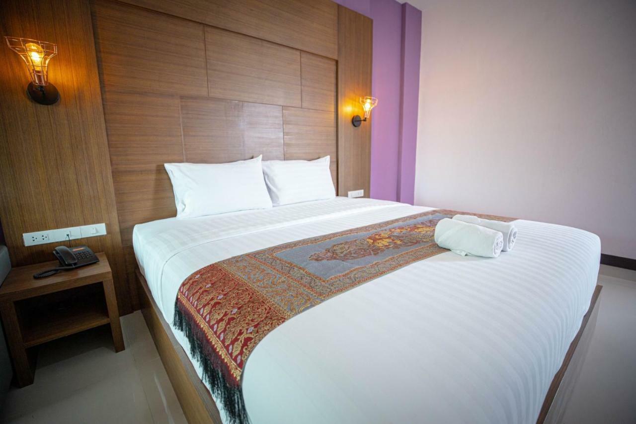 Smart Hotel Ban Lam Luk Ka Eksteriør bilde
